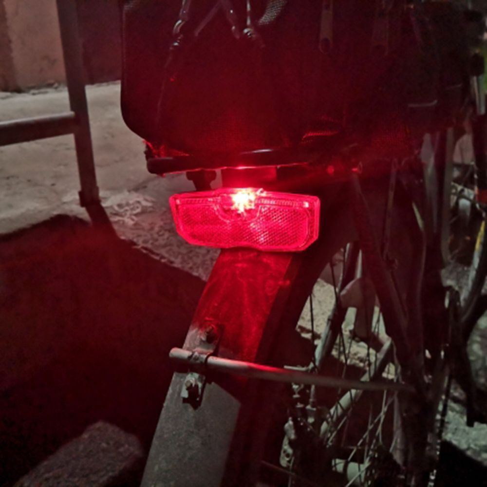 ロードバイク用リアリフレクター安全警告灯 MTBサイクリング - Cycling Visibility Gear のレビューと価格