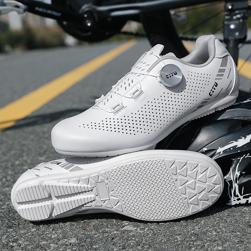 夏用サイクリングシューズ メンズ レディース ロードバイク  - Cycling Gear Women のレビューと価格